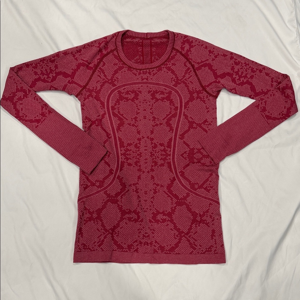 Lululemon Swiftly Tech Long Sleeve Crew Size 8